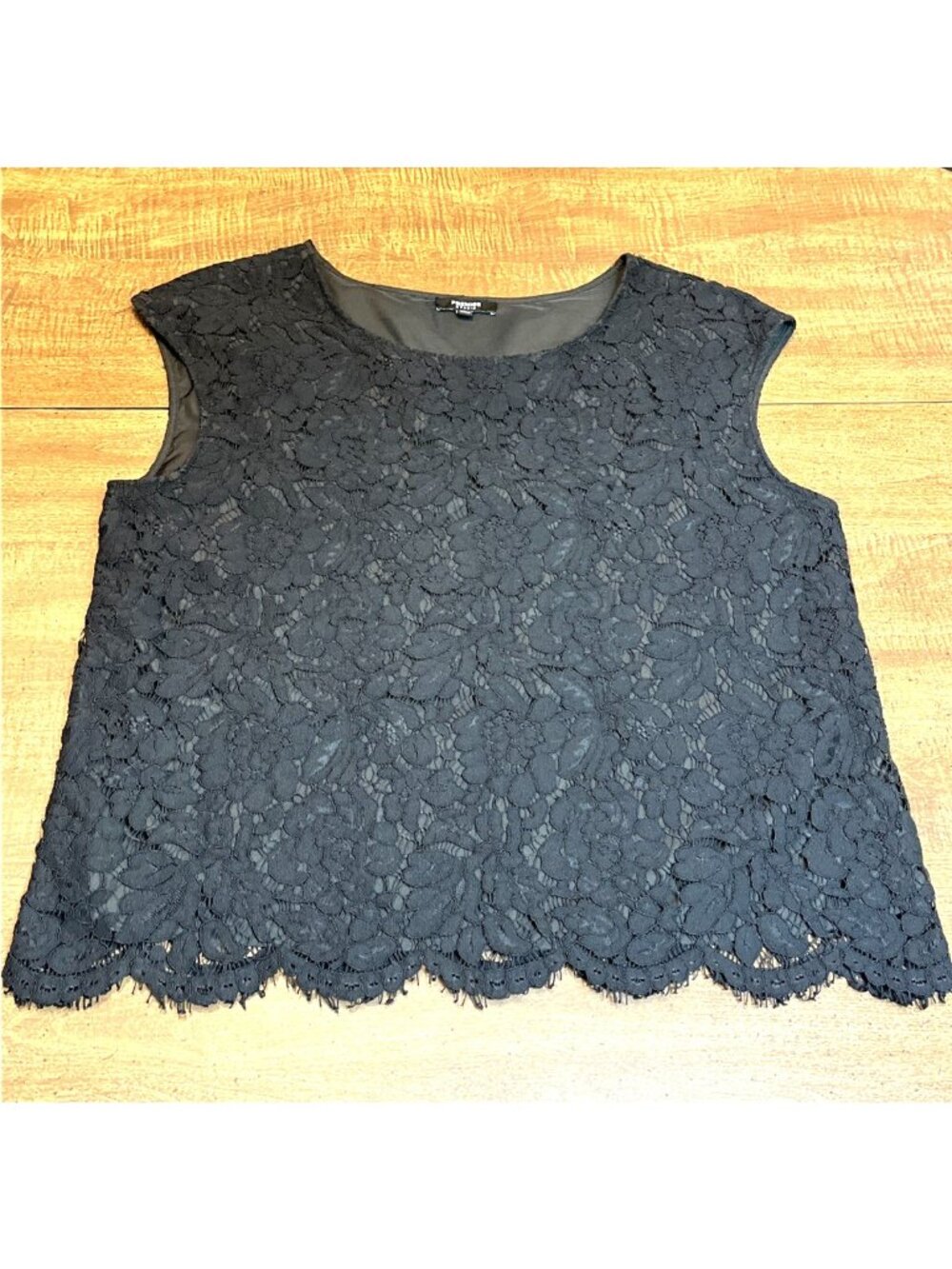 Lace Overlay Sleeveless Top Large Black Scalloped Wedding Cocktail Romantic